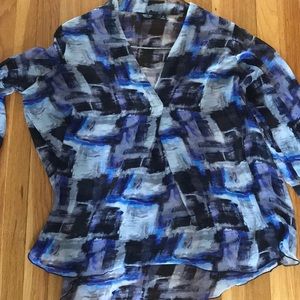 Simply Vera super sheer high low blouse